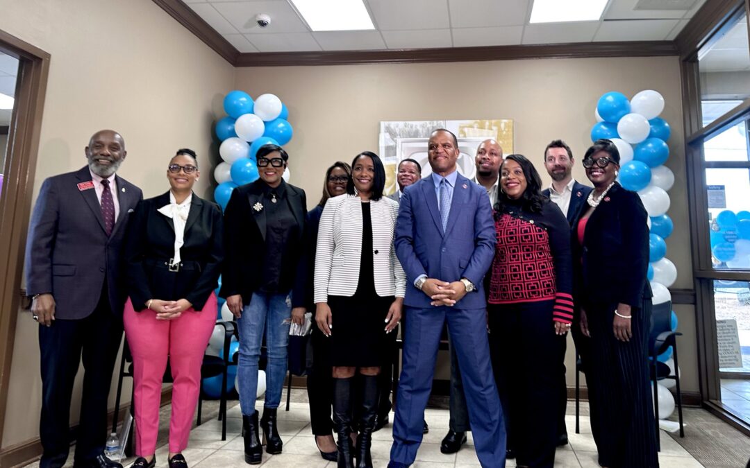 Citizens Trust Bank and Operation HOPE partner to launch a HOPE Inside location. Sponsored by Twitter.